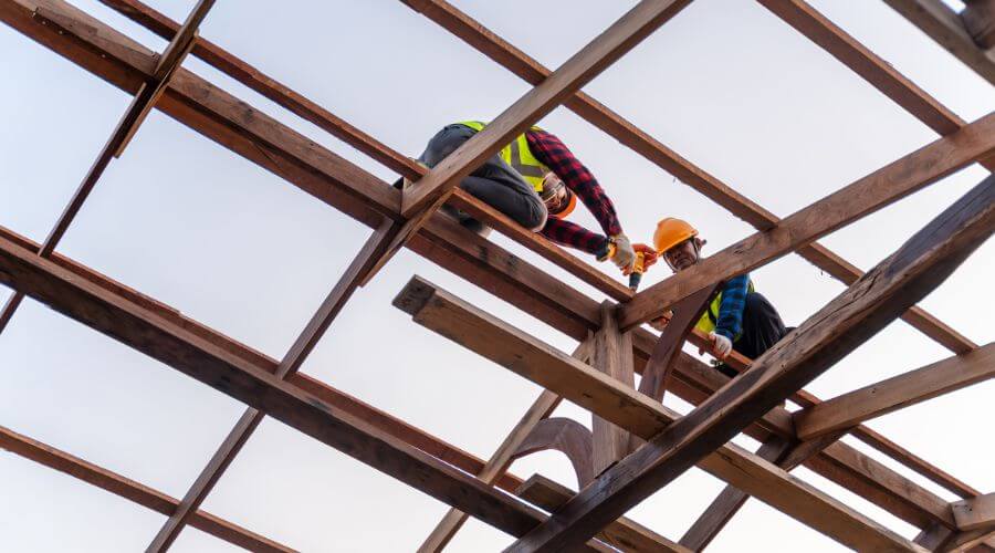 Professional residential roofers in Clifford, IN